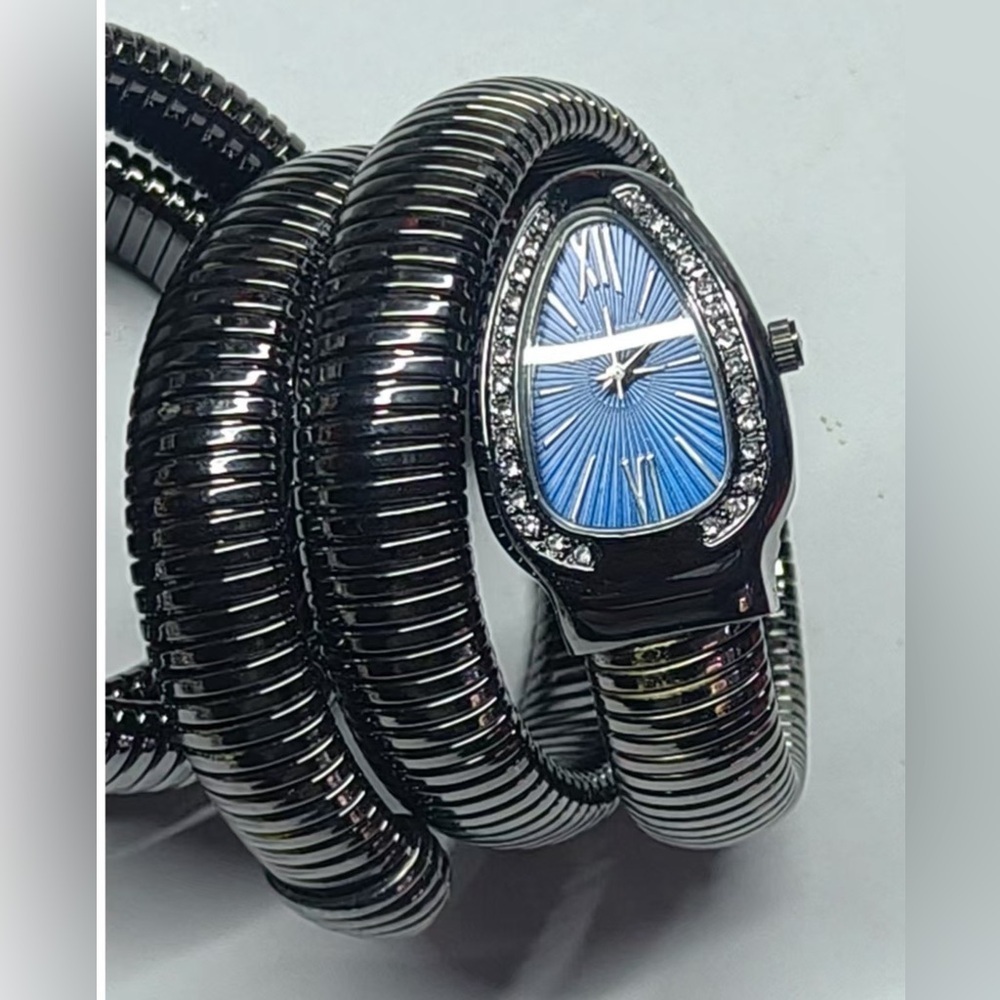 Serpenti Wrap Bracelet Watch – Black-Gray Tone / Dark Blue Dial ✨ - Picture 3 of 15